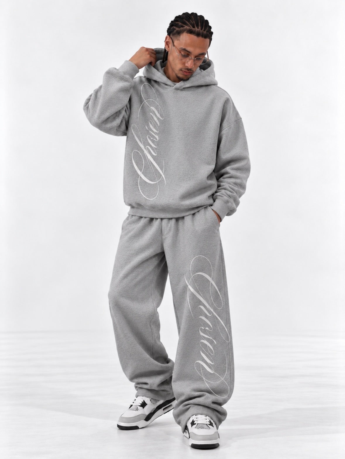 essential set [light grey]